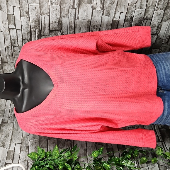 Anthropologie Dahlia Top - Picture 3 of 8